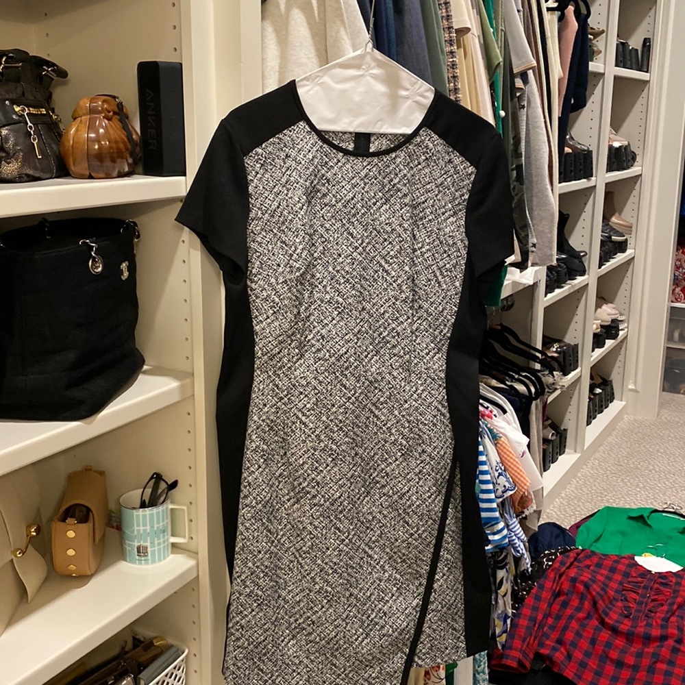 Super flattering Shoshanna dress with slimming black side panels.